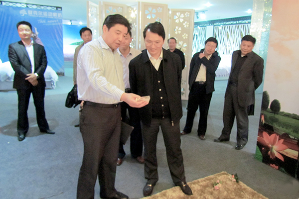 六安市政協(xié)主席、黨組書記付新安來集團(tuán)走訪調(diào)研