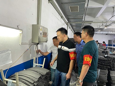 安徽星星集團(tuán)黨委、工會聯(lián)合開展用電安全專項(xiàng)大檢查