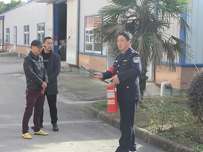 落實(shí)消防責(zé)任，防范安全風(fēng)險