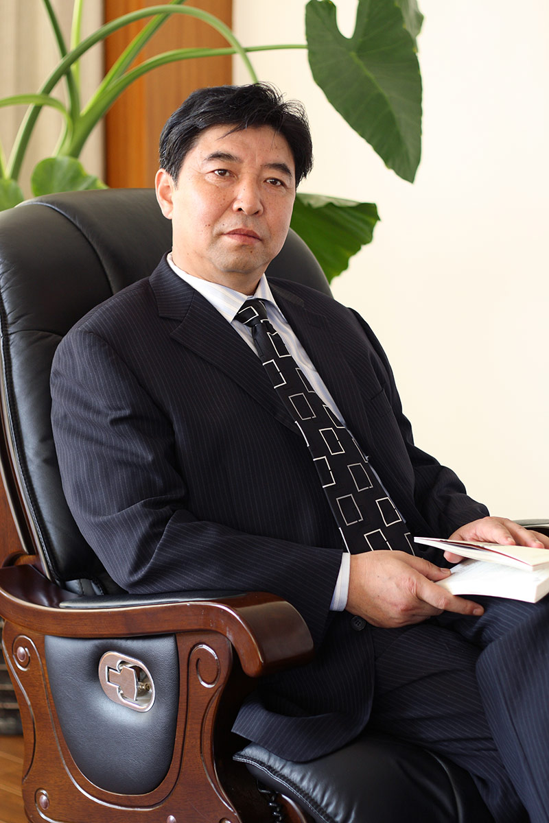 星星集團黨委書記、董事長-管傳玉
